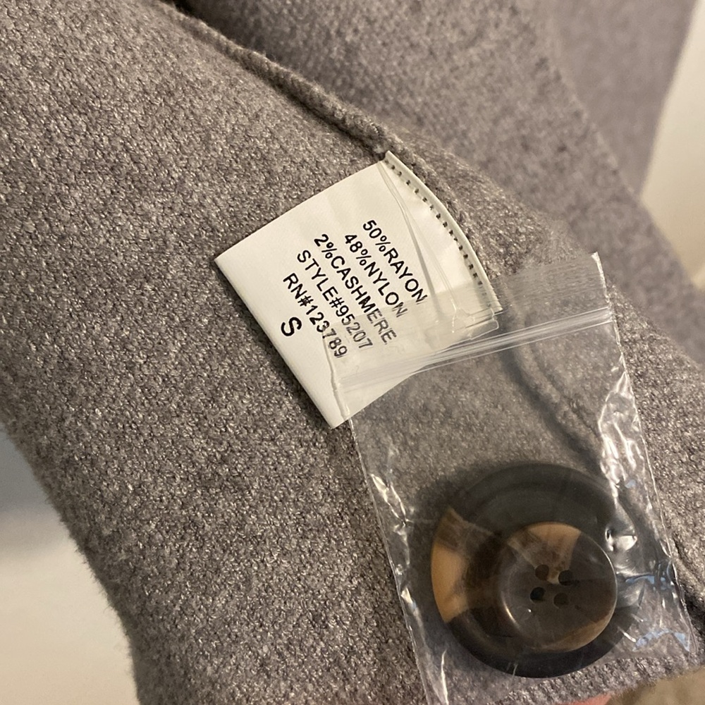 Carly Jean Los Angeles “London” Sweater Coat - Picture 5 of 5
